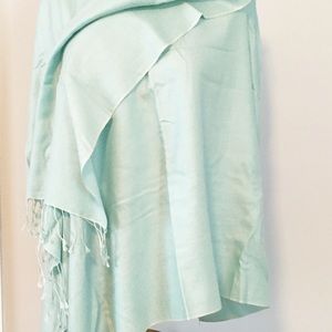 Mint cashmere Silk blend pashmina